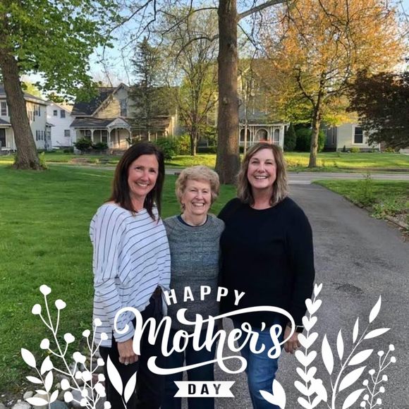 Meet your Posher, Renee - Picture 1 of 1